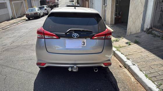 TOYOTA YARIS 1.5 16V FLEX XS MULTIDRIVE TOYOTA YARIS 1.5 16V FLEX XS MULTIDRIVE